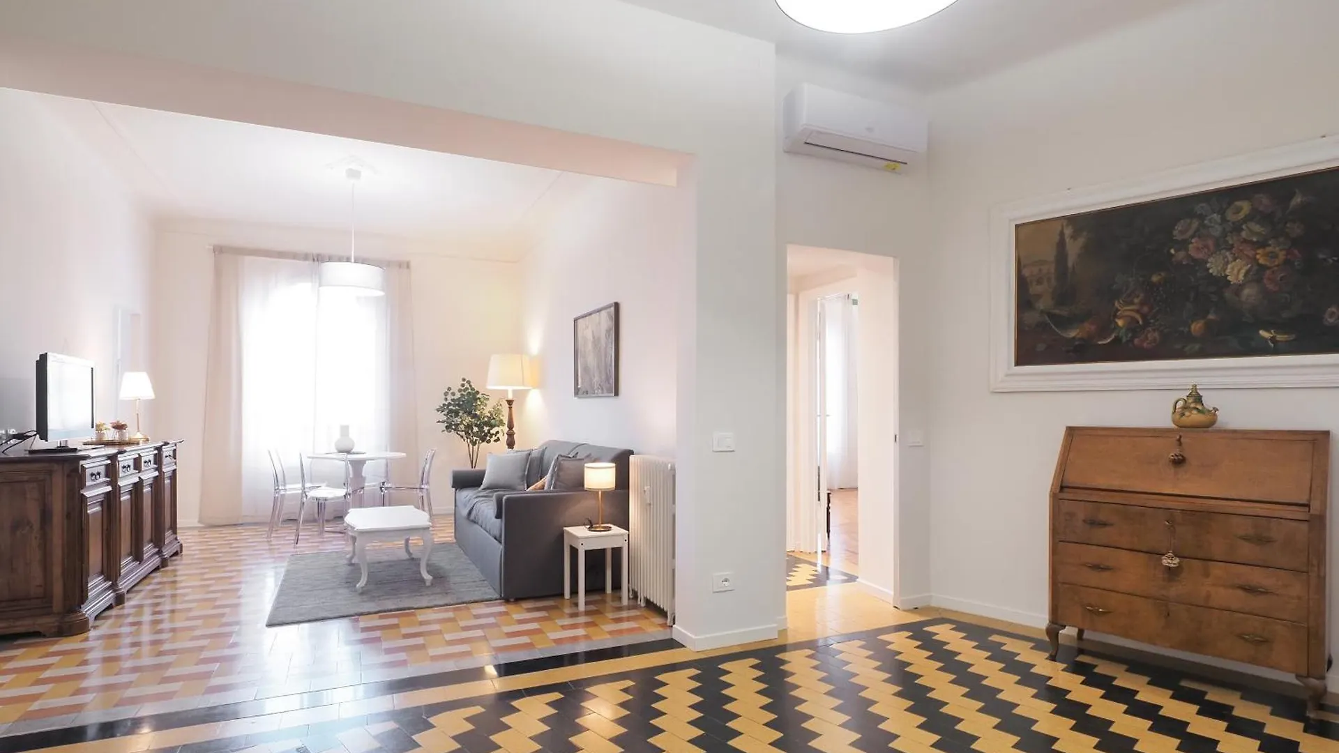 Apartamento Primopiano - Ferrucci Milán 0*,  Italia